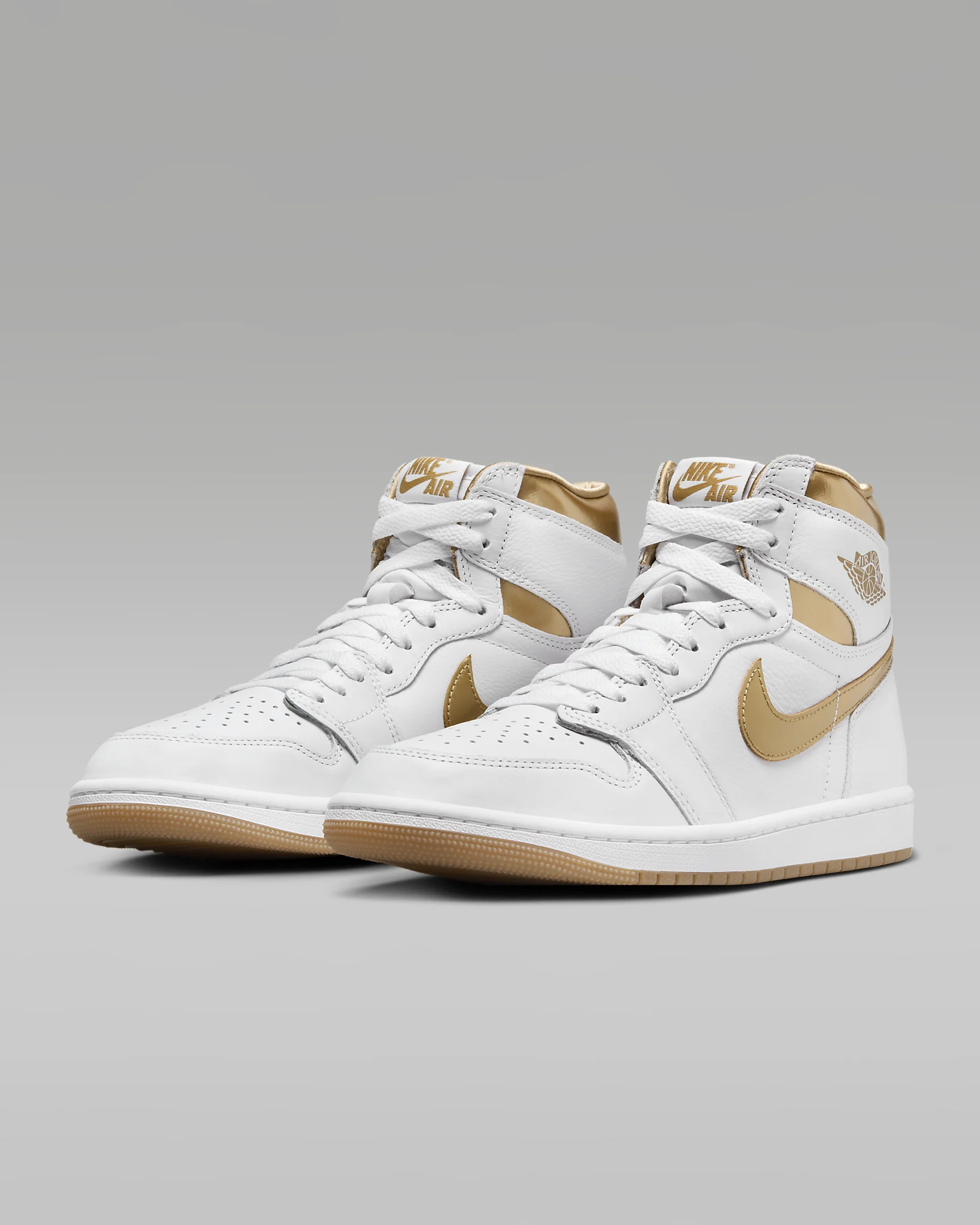 Мужские кроссовки Air Jordan 1 Retro High OG White and Gold - фото №4