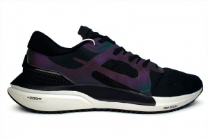Nike Zoom Vomero 15 