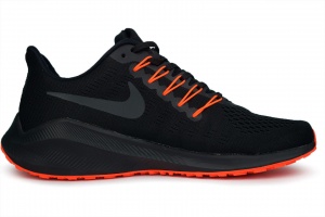 Nike Zoom Vomero 14 